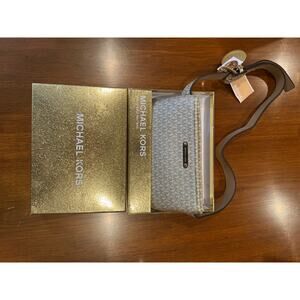 Michael Kors Adjustable Belt Bag ( Brand New with Tag) Pale Gold Color Size L/XL